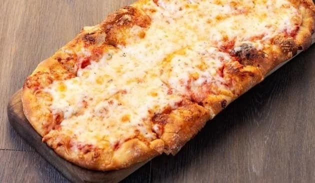 Margherita flatbread