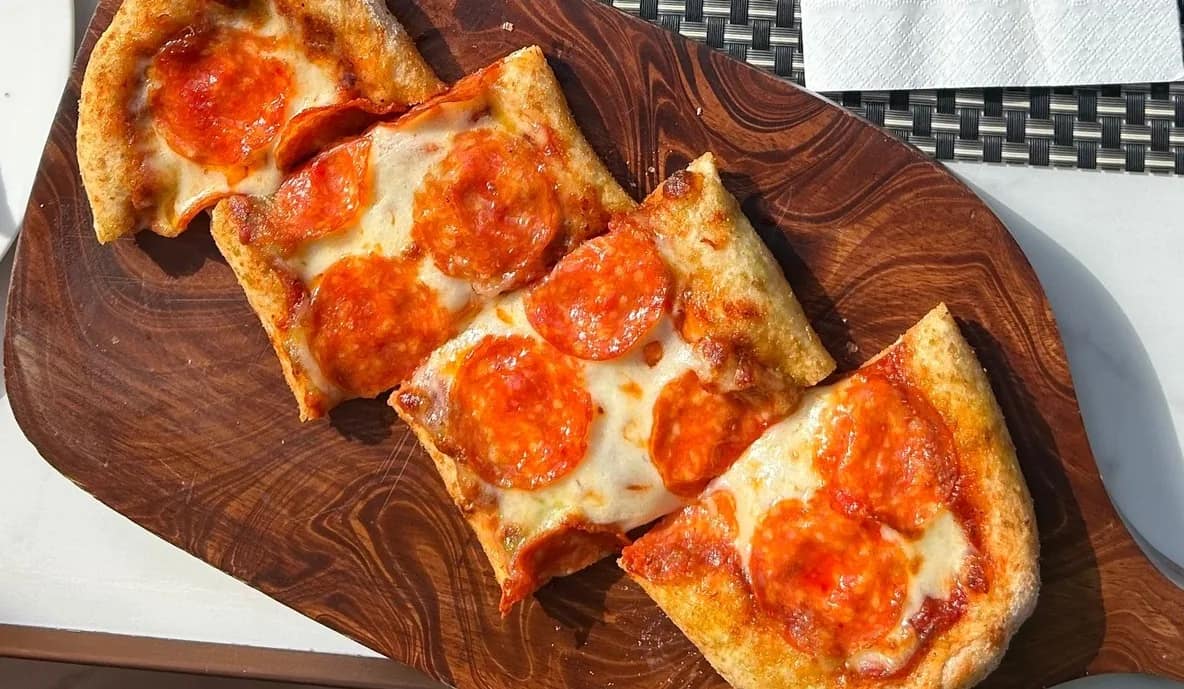 Pepperoni flatbread