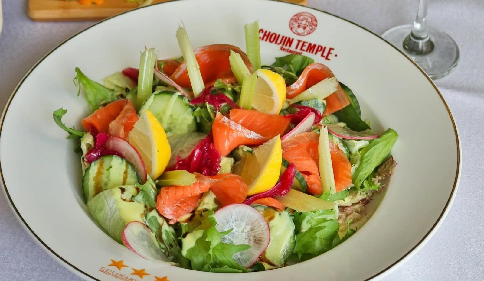 Smoked salmon green bowl