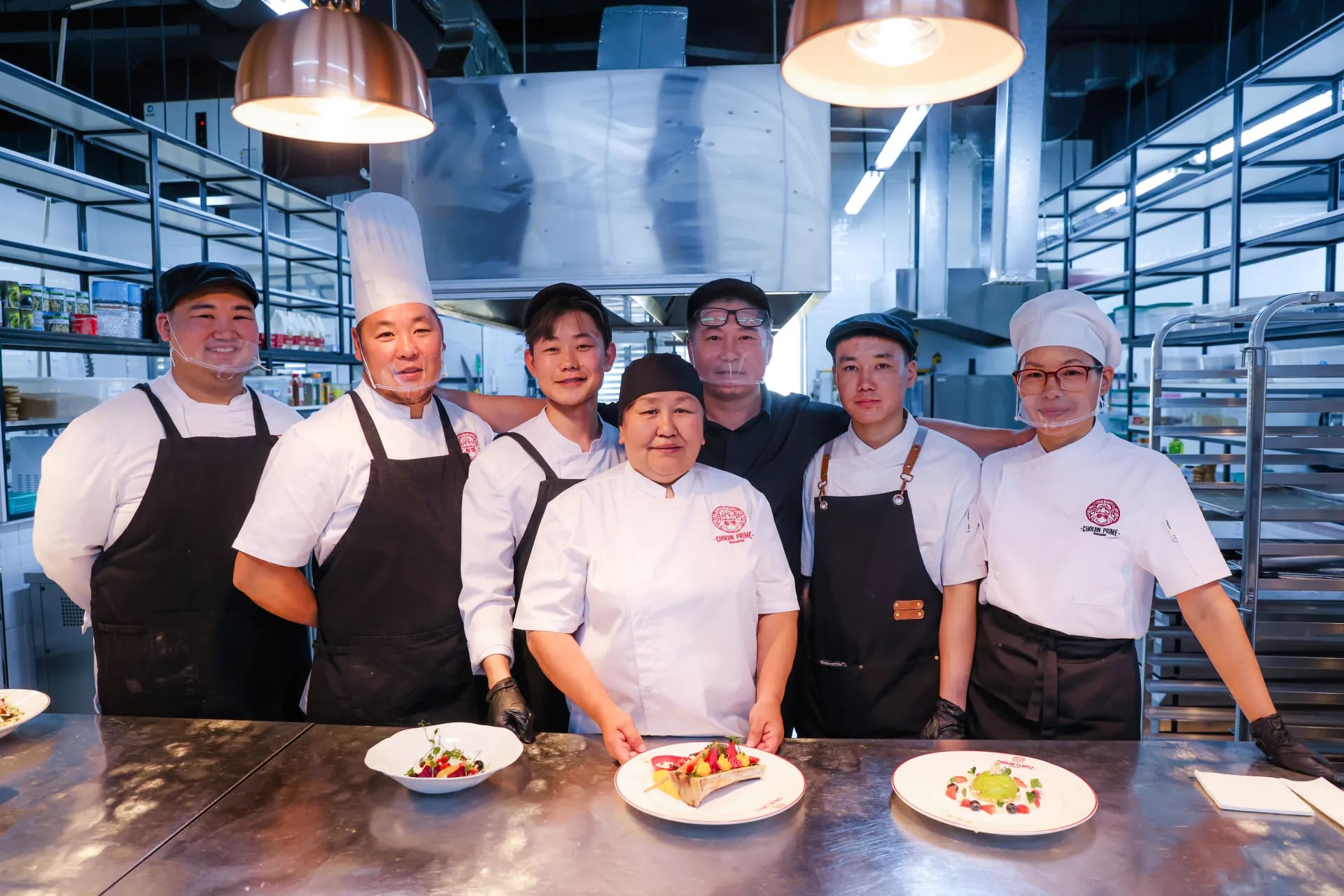 Choijin Prime kitchen team portrait