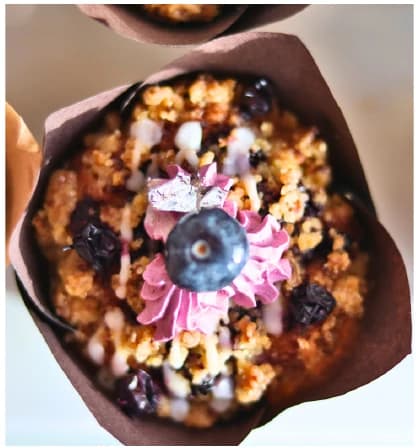 Blueberry cupcake from the Choijin finger food special set menu.