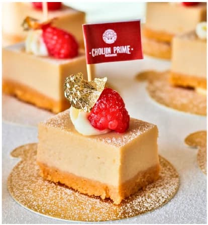Basic cheesecake from the Choijin finger food special set menu.