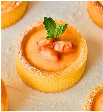 Seabuckthorn tart from the Choijin finger food special set menu.